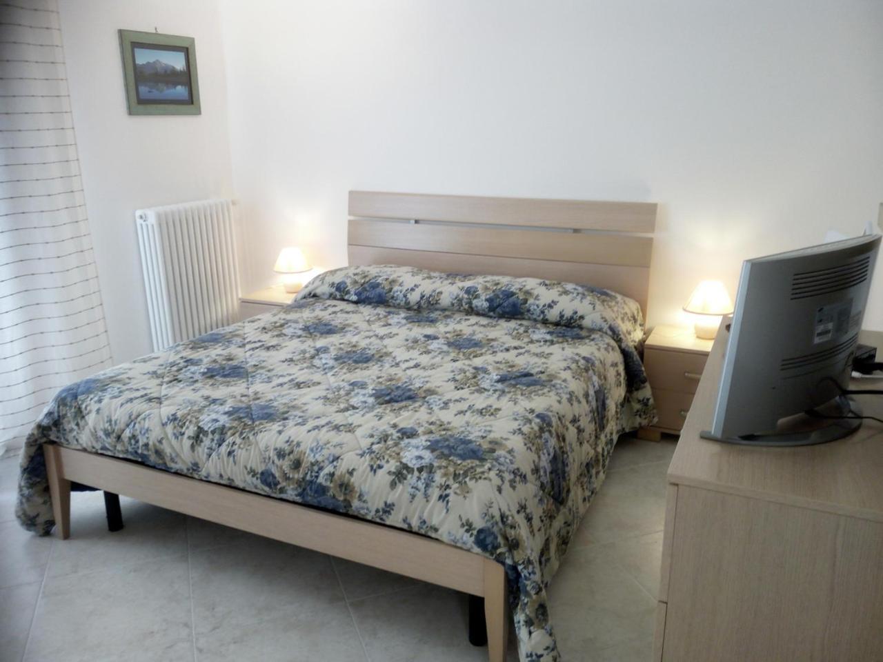 Bed and Breakfast "Il Giardino Di Niu" Palombaio Екстер'єр фото